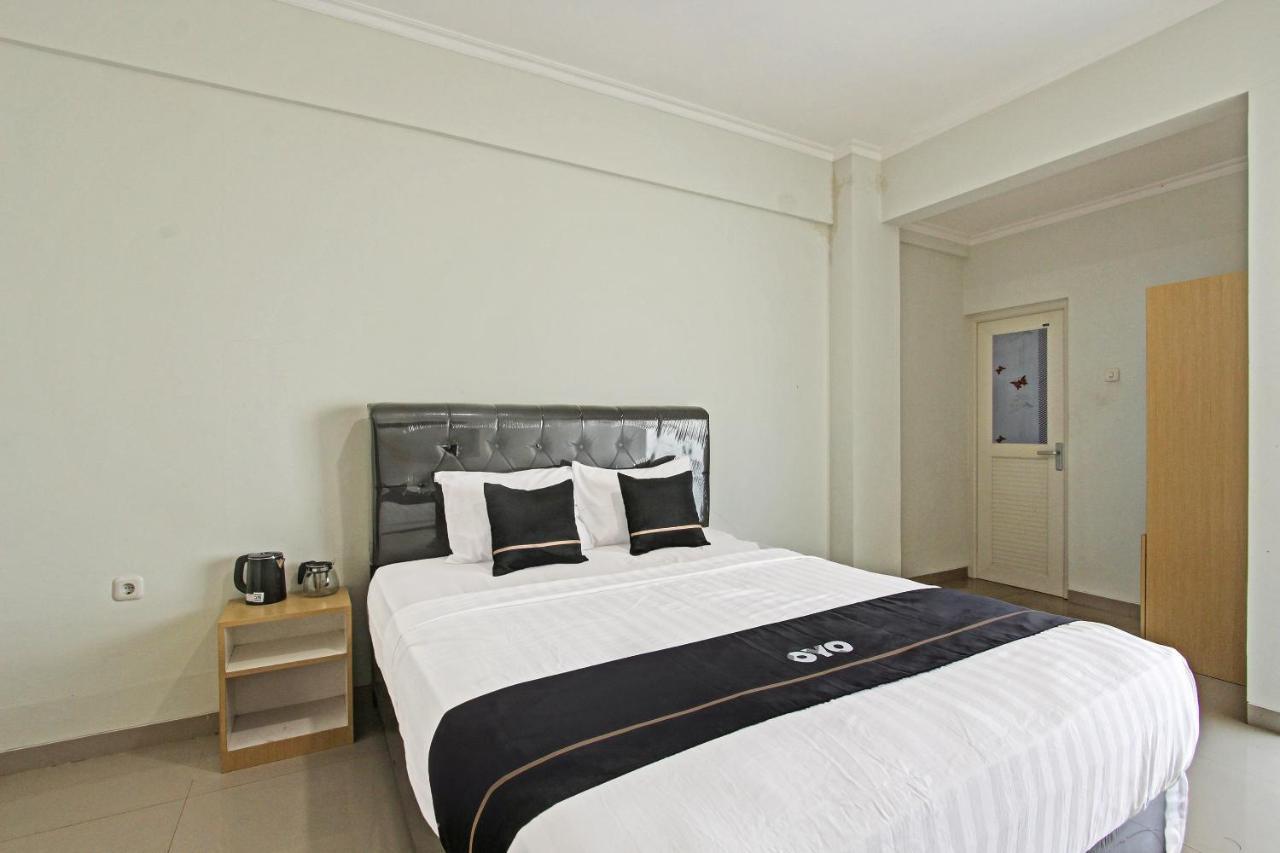 Capital O 91377 Mk Prime Syariah Hotel Semarang Eksteriør billede