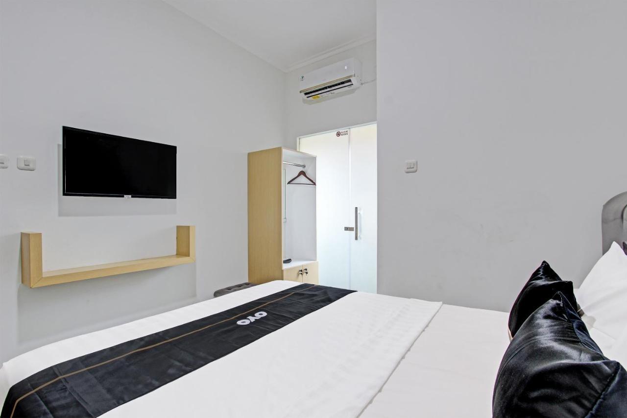 Capital O 91377 Mk Prime Syariah Hotel Semarang Eksteriør billede