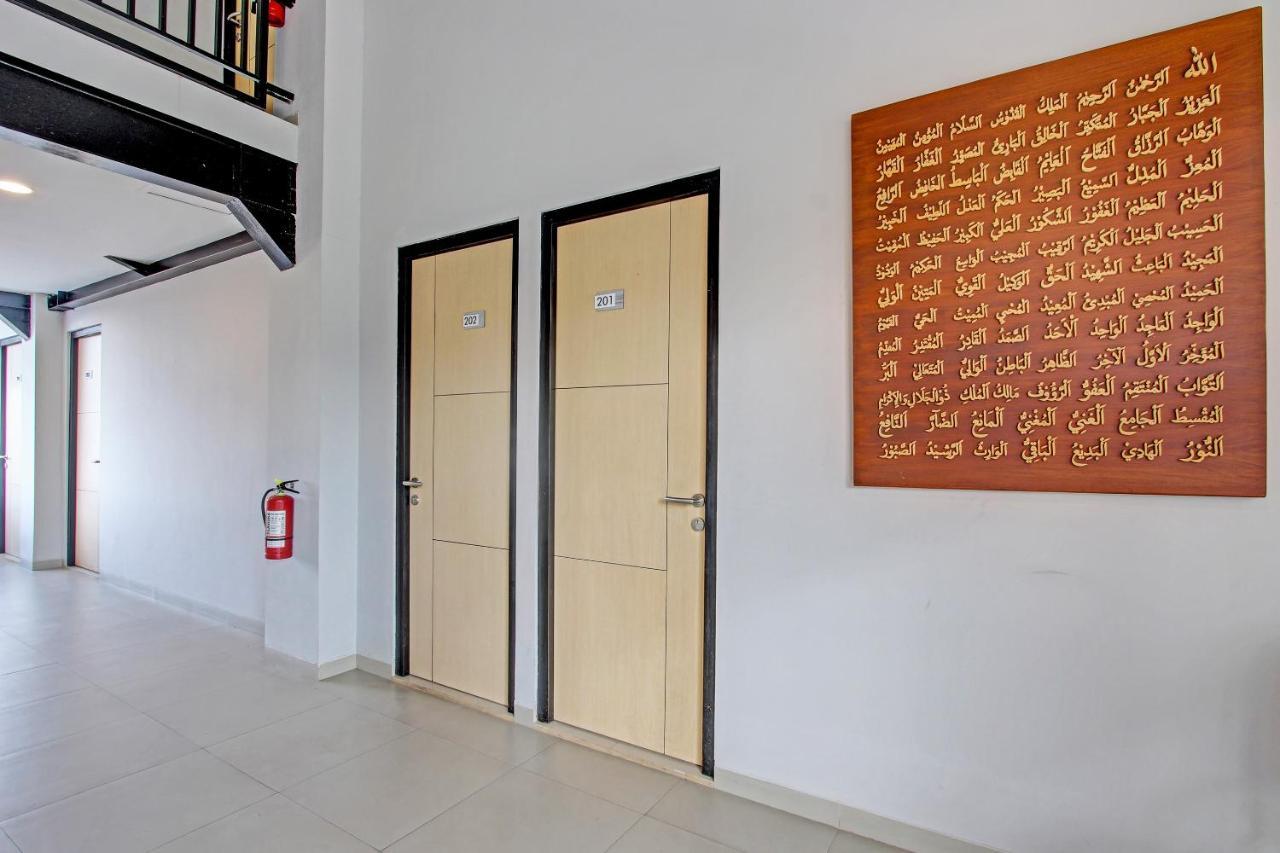 Capital O 91377 Mk Prime Syariah Hotel Semarang Eksteriør billede